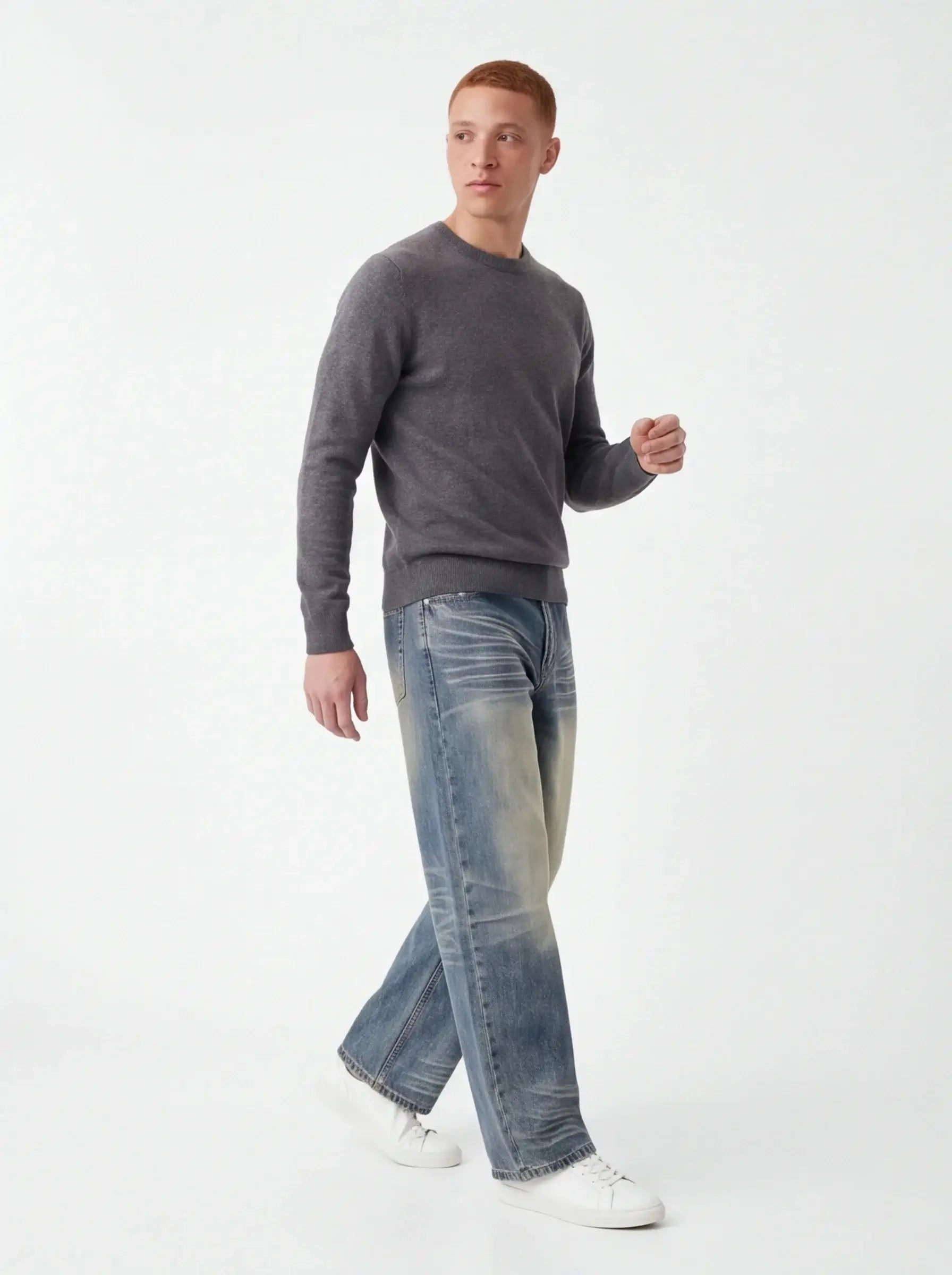 Minimalist Apparel – from Sustainable Material with a Superior Finish